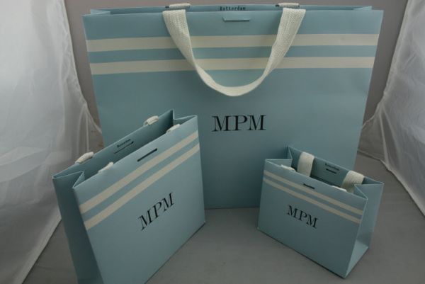 Mẫu 7 túi giấy đựng giày​