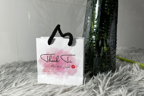 Túi giấy đựng mỹ phẩm Túi giấy in logo giúp nâng cao nhận diện thương hiệu