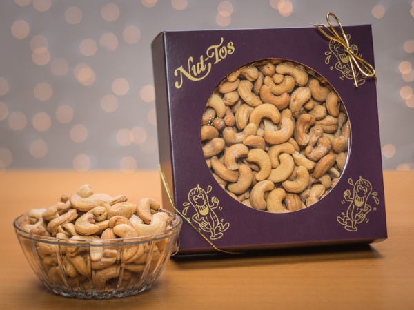 Hộp giấy đựng hạt điều Mẫu hộp đựng hạt điều thích hợp làm quà tặng