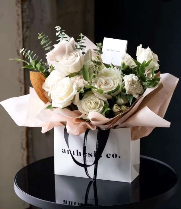 Túi giấy đựng hoa Mẫu 4 túi giấy đựng hoa