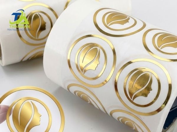 Decal nhựa Polyester mạ kim loại