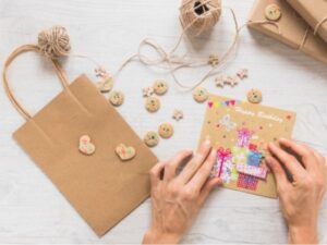 In Thanh An hướng dẫn cách làm túi giấy đựng quà tặng đẹp, đơn giản